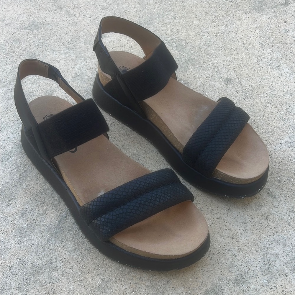 OTBT Women's Libra Black Platform sandals Size 8.5